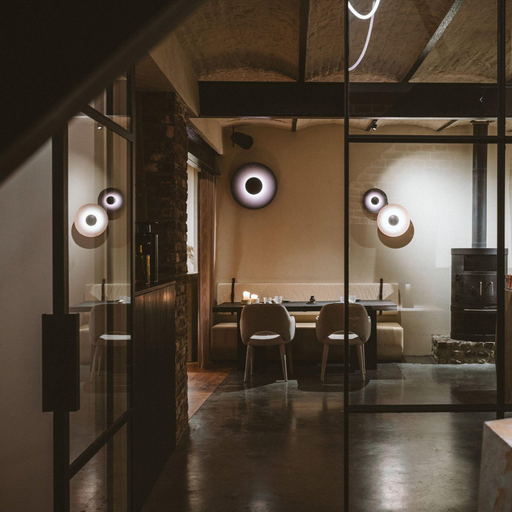 Peacemaker Elegance Simplicity Glow Wall Light - Neutralighting