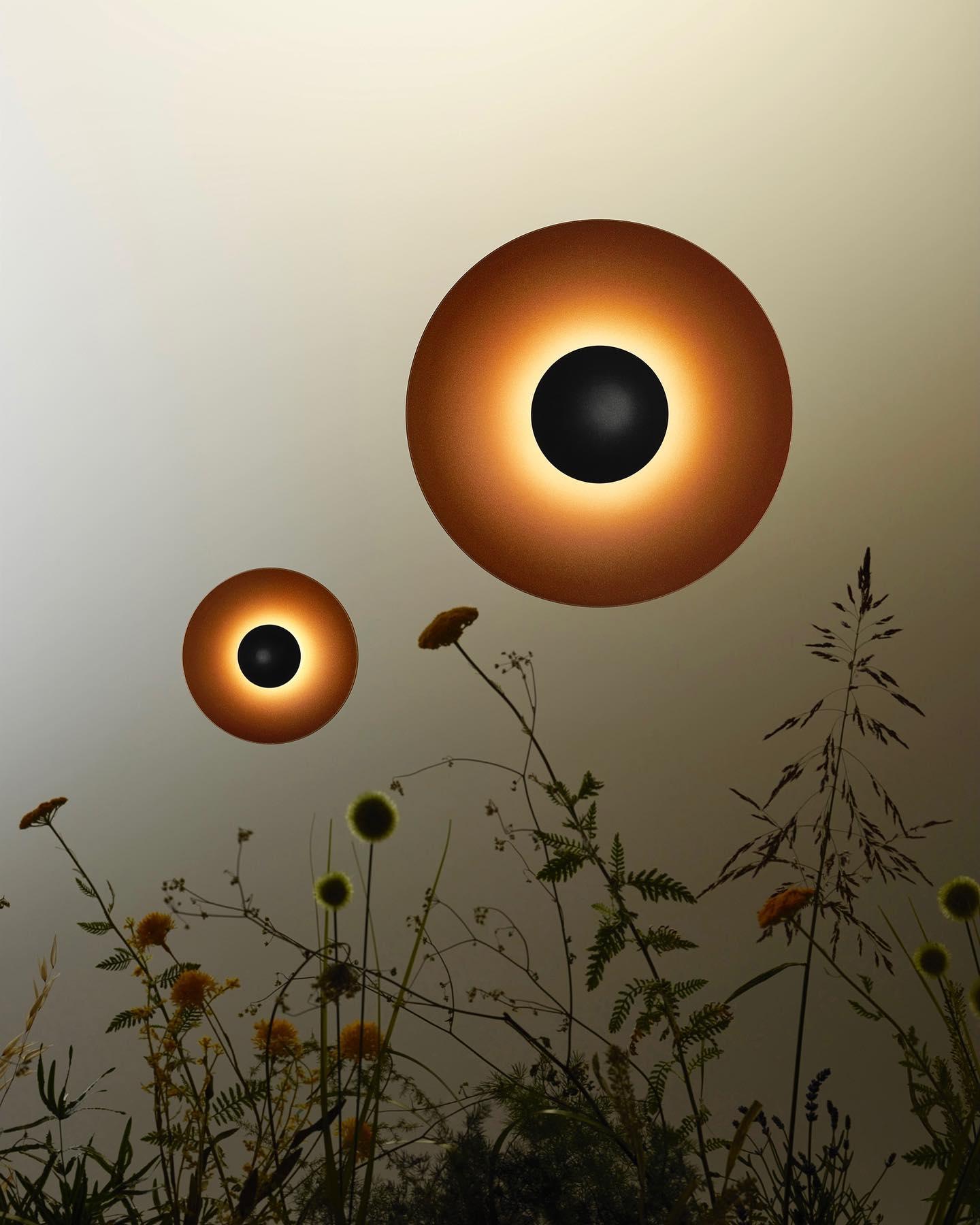 Peacemaker Elegance Simplicity Glow Wall Light - Neutralighting