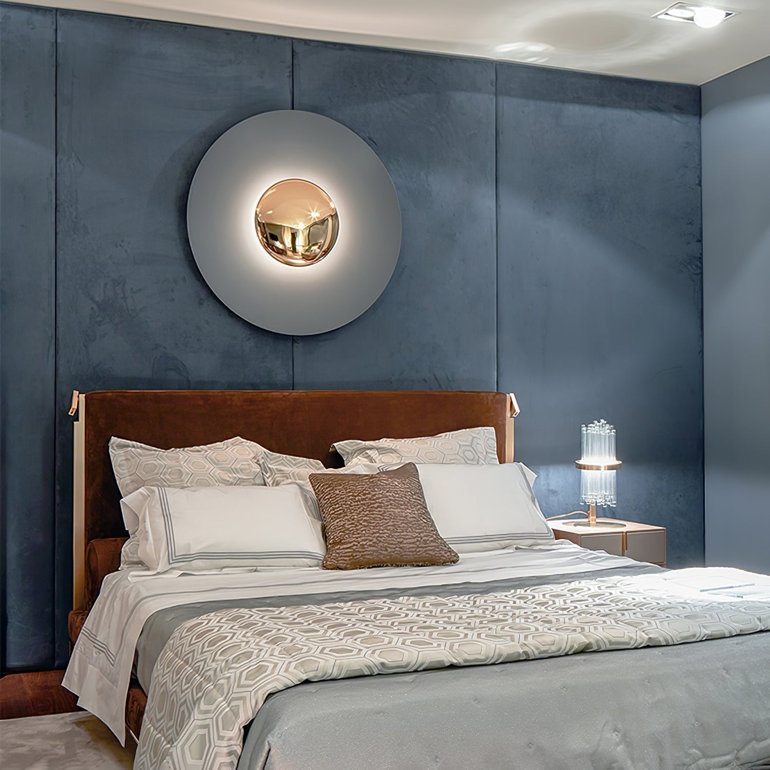 Peacemaker Elegance Simplicity Glow Wall Light - Neutralighting