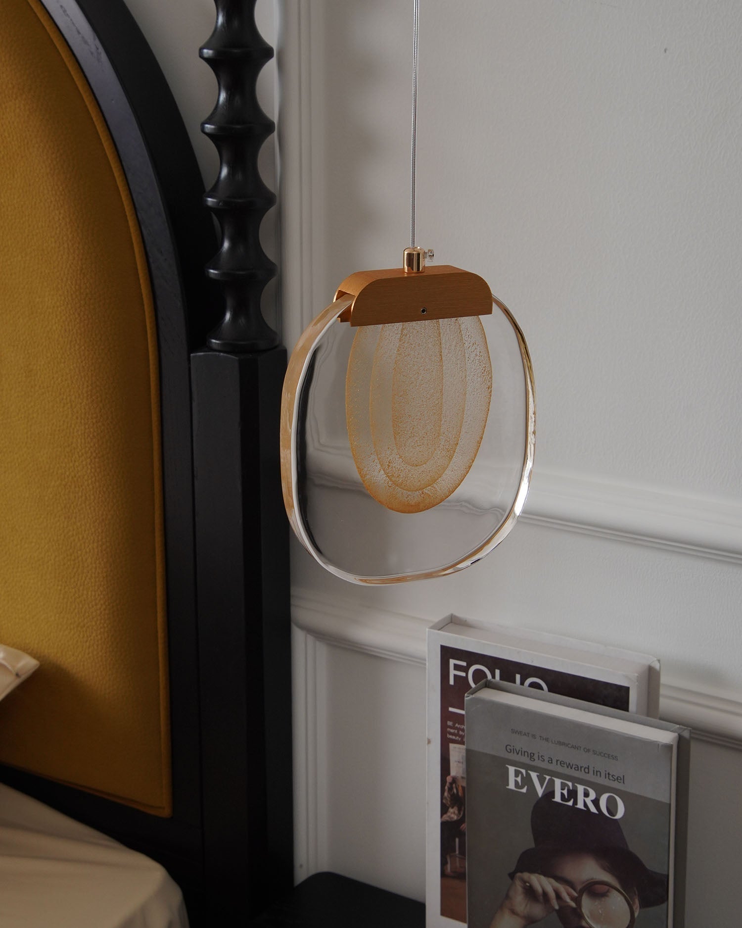 Virelli Lampe Pendante Abat-jour en Verre Ondulé Accent Doré Scandi LED - Neutralighting