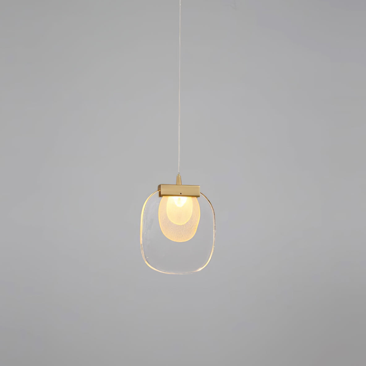 Virelli Lampe Pendante Abat-jour en Verre Ondulé Accent Doré Scandi LED - Neutralighting