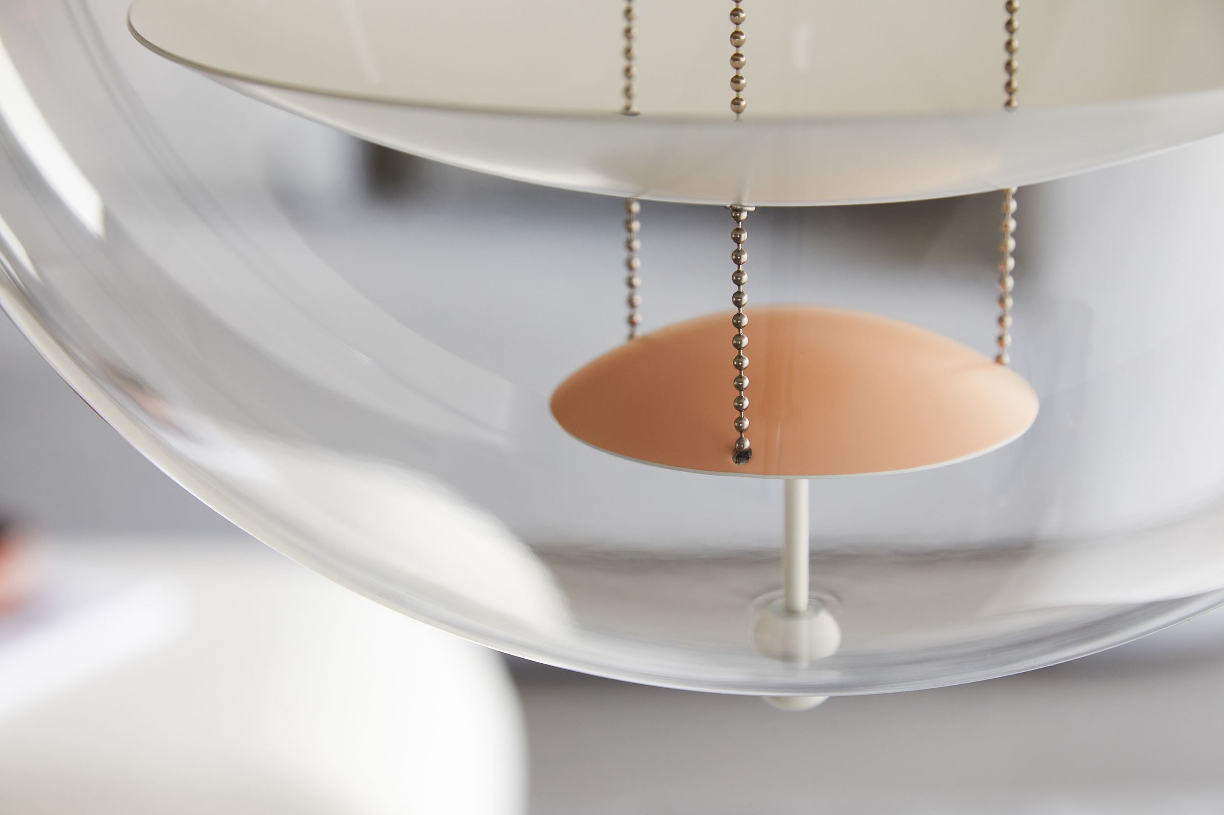 Orlaeen Lampe suspendue Globe en métal et acrylique à créativité individuelle - Neutralighting