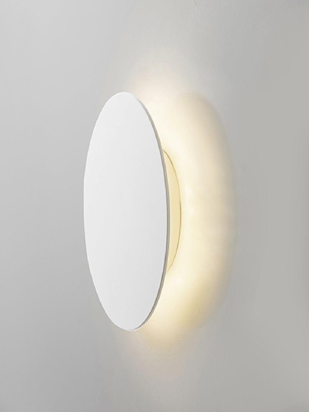 Tivral Lampe Murale Minimaliste en Laiton - Neutralighting