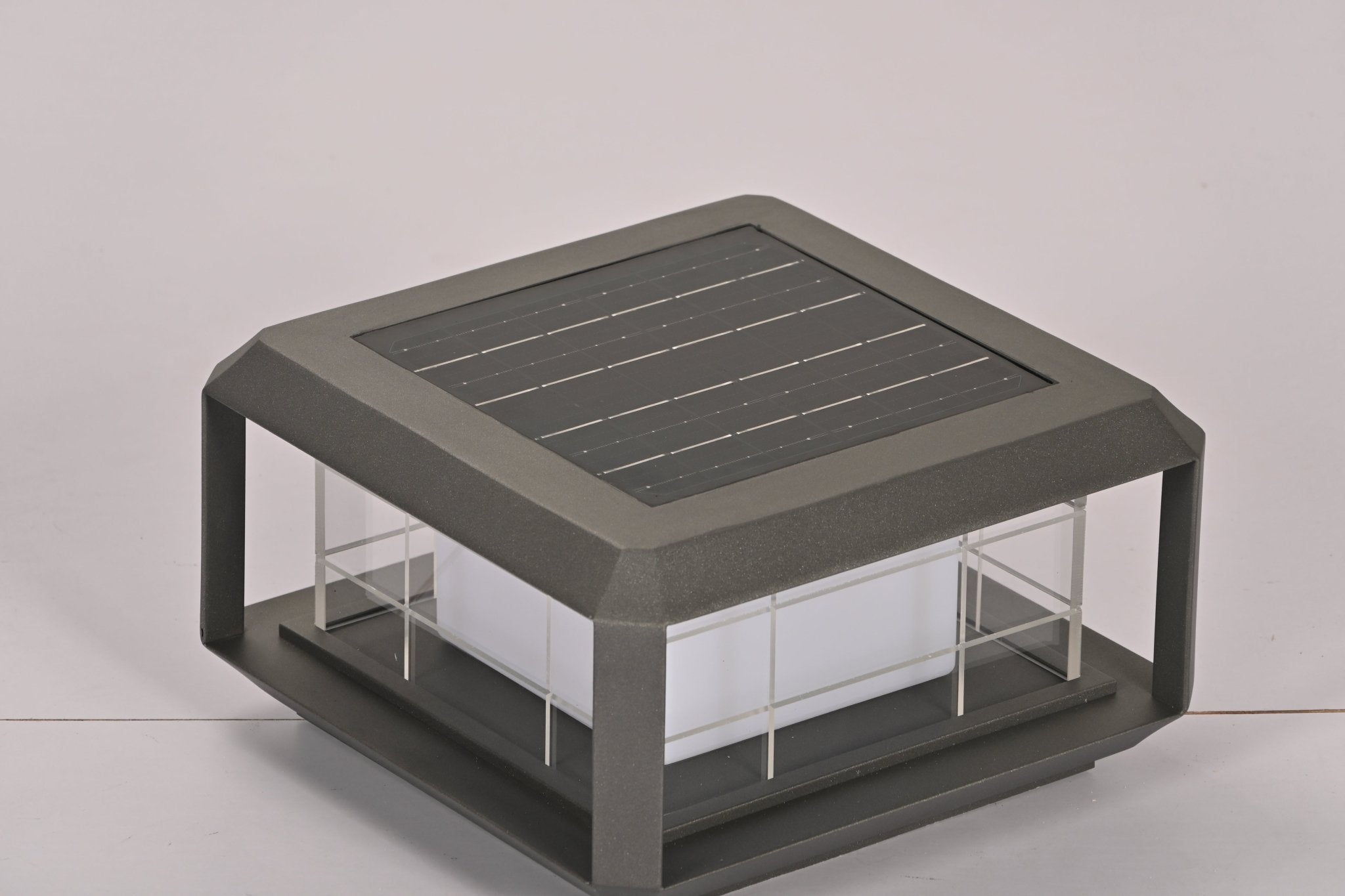 Grid Lampe Solaire en Métal Extérieure - Neutralighting