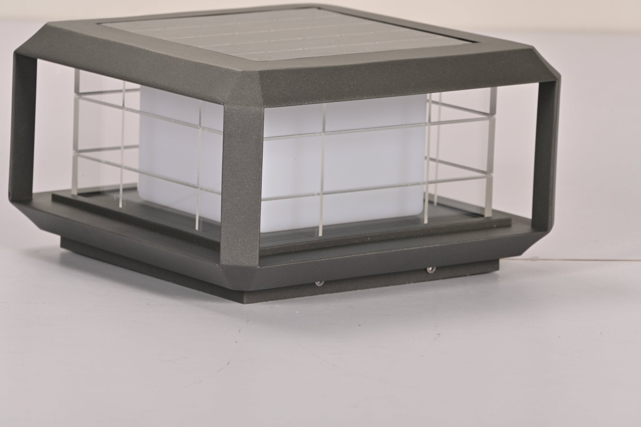 Grid Lampe Solaire en Métal Extérieure - Neutralighting