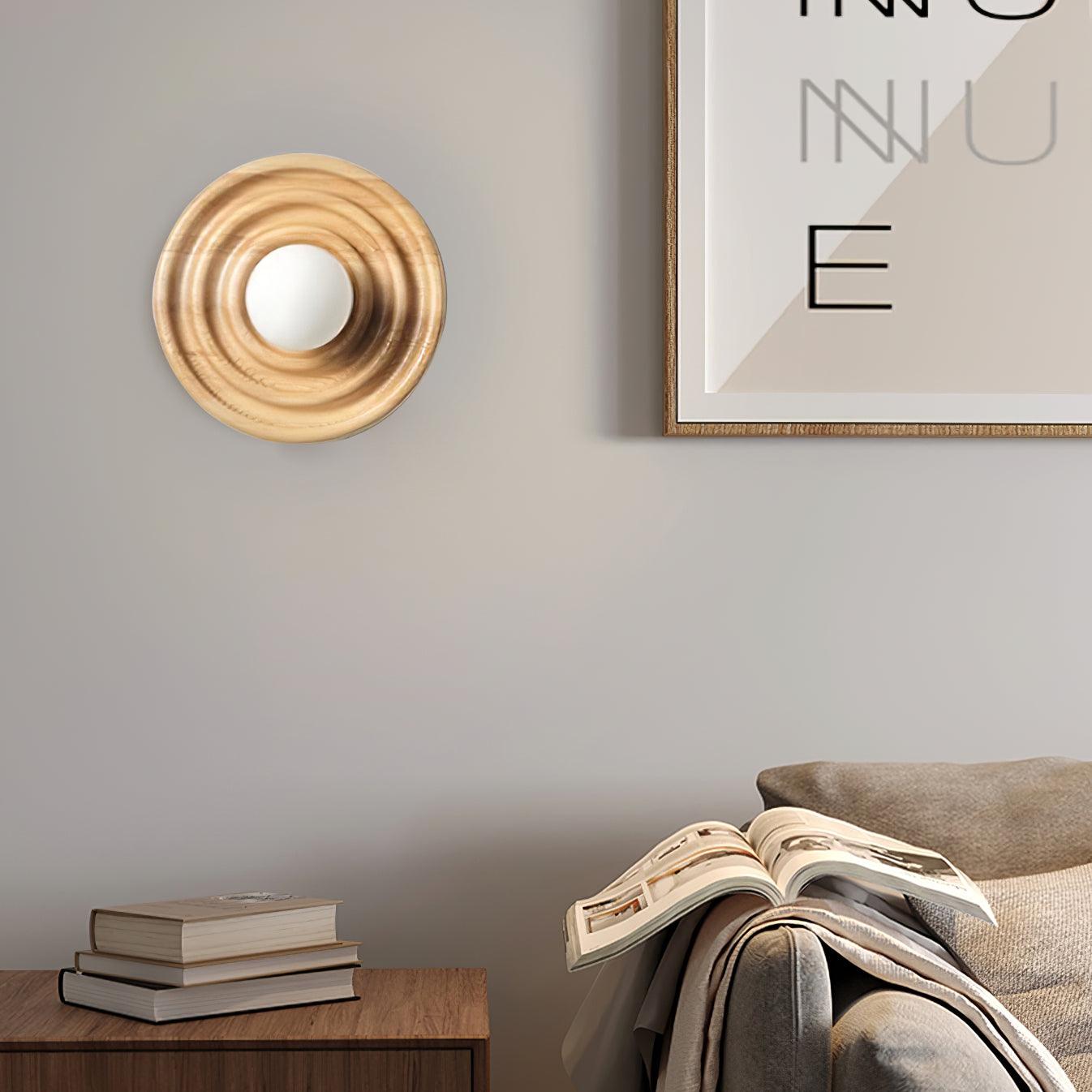 Lumoran Applique murale Ripple avec corps en bois de frêne et abat-jour en verre - Neutralighting