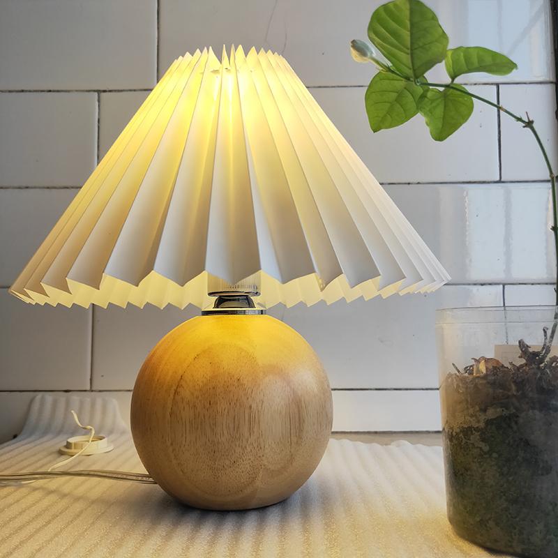 Muto Lampe de Table Vintage, Céramique/Rotin/Bois/Tissu, Blanc/Beige, Chambre - Neutralighting