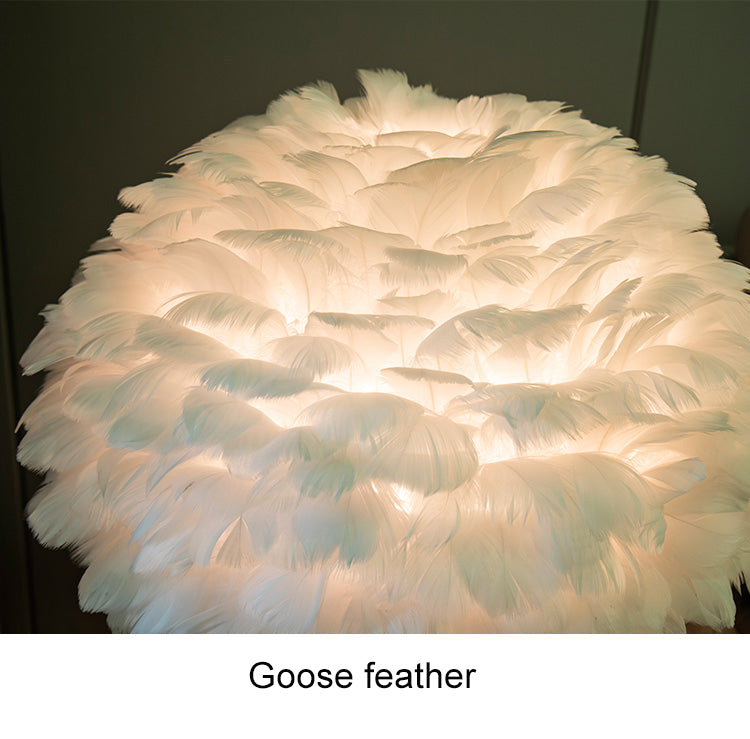 O'Moore Lampe de Table Fleur Nordique, Plume/Métal, Chambre - Neutralighting