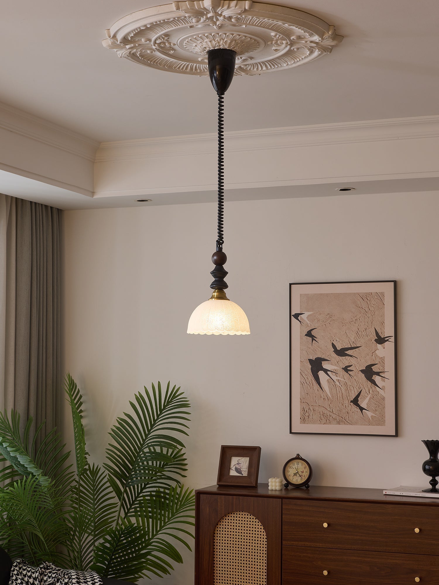 Halcyon Arch Pendant Light - Blowlighting