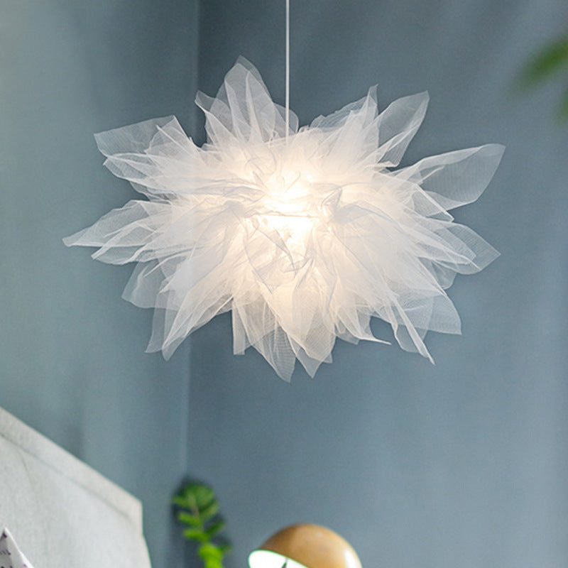 Arisha Suspension Moderne en Forme de Fleur, Tissu, Blanc, Salon/Chambre à Coucher - Neutralighting