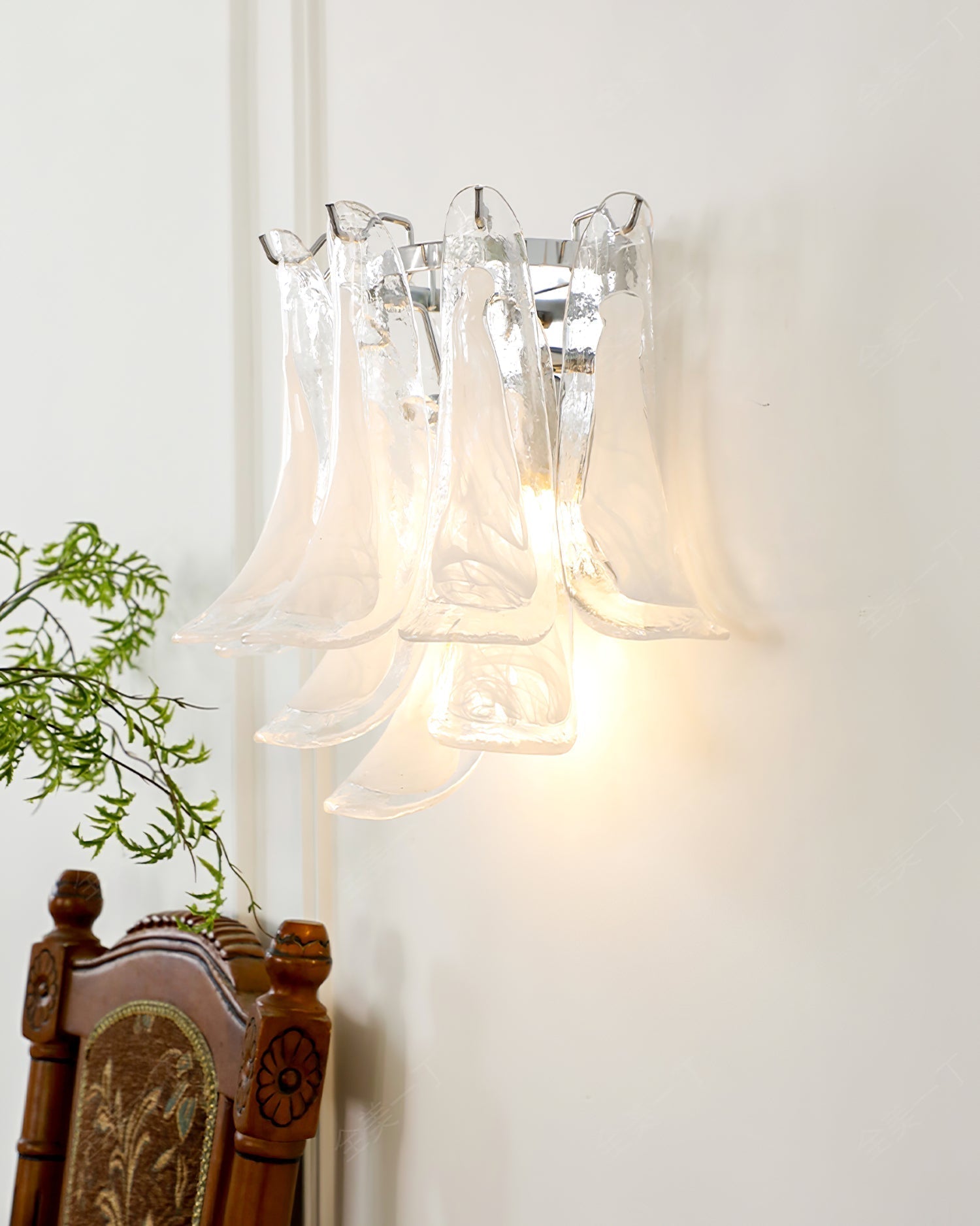 Aurora Wall Lamp Petal Glass Horseshoe Shaped Minimalist - Letslighting