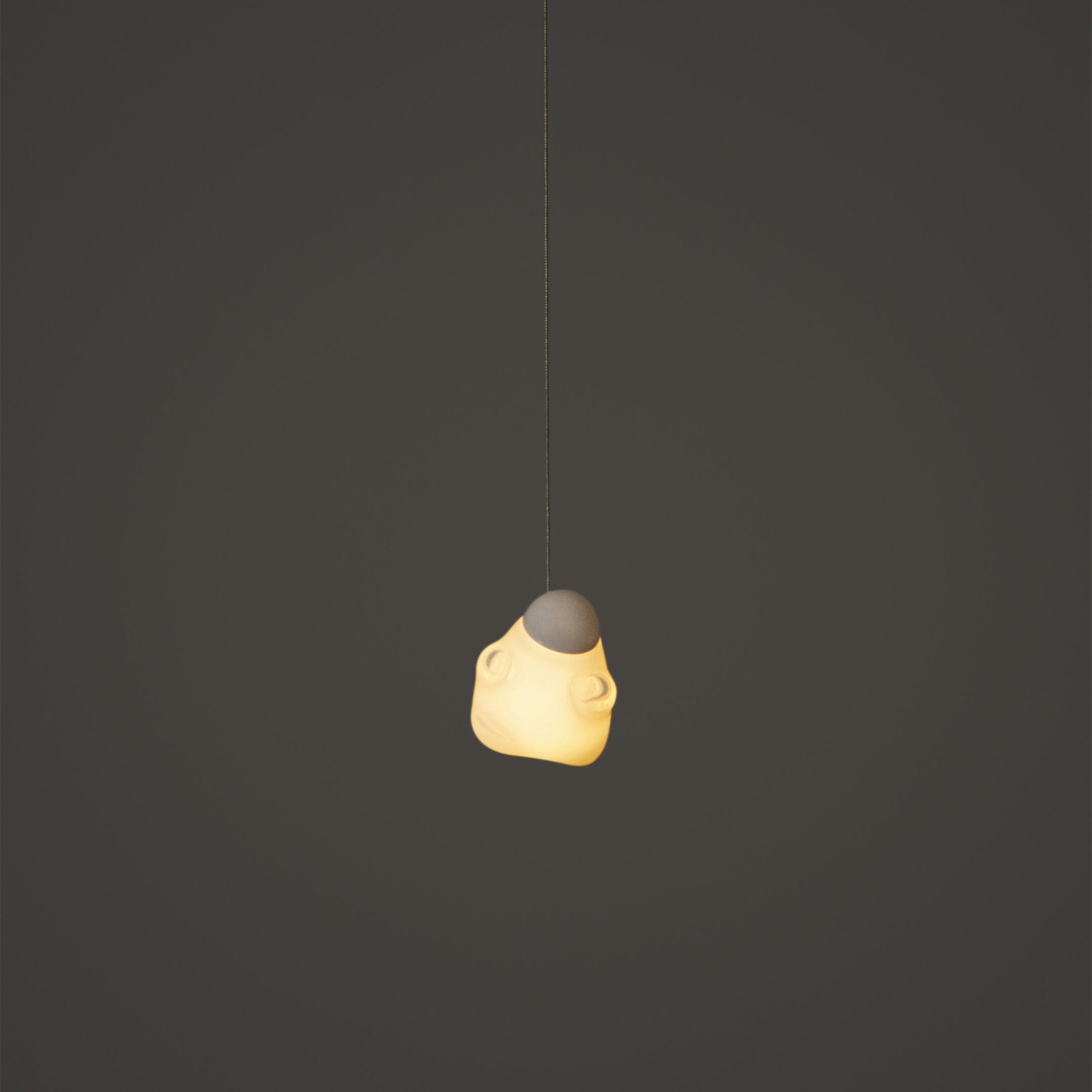 Vasilen Lampe Pendentive Verre Noir Pier Glacé Minimaliste Moderne - Neutralighting