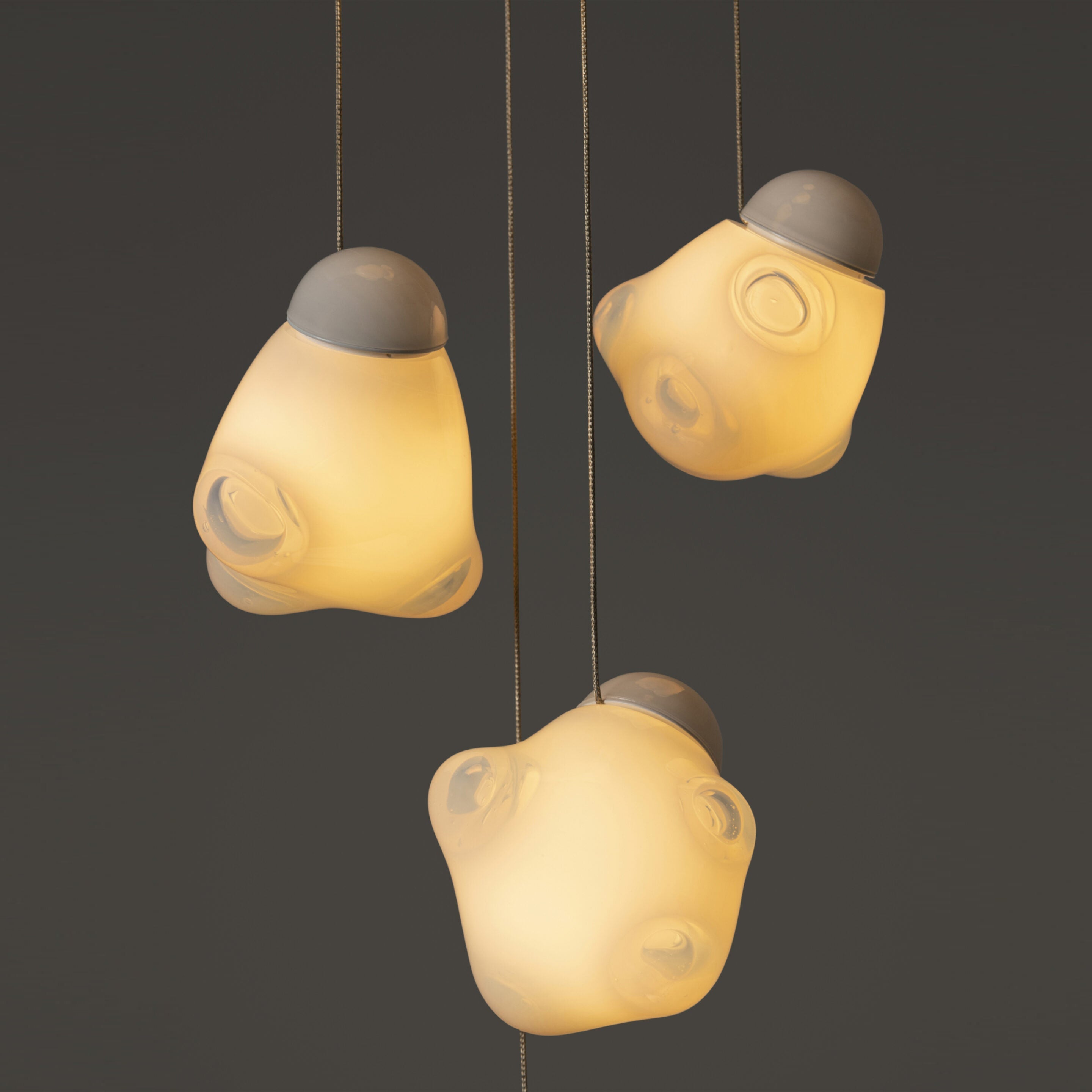 Vasilen Lampe Pendentive Verre Noir Pier Glacé Minimaliste Moderne - Neutralighting