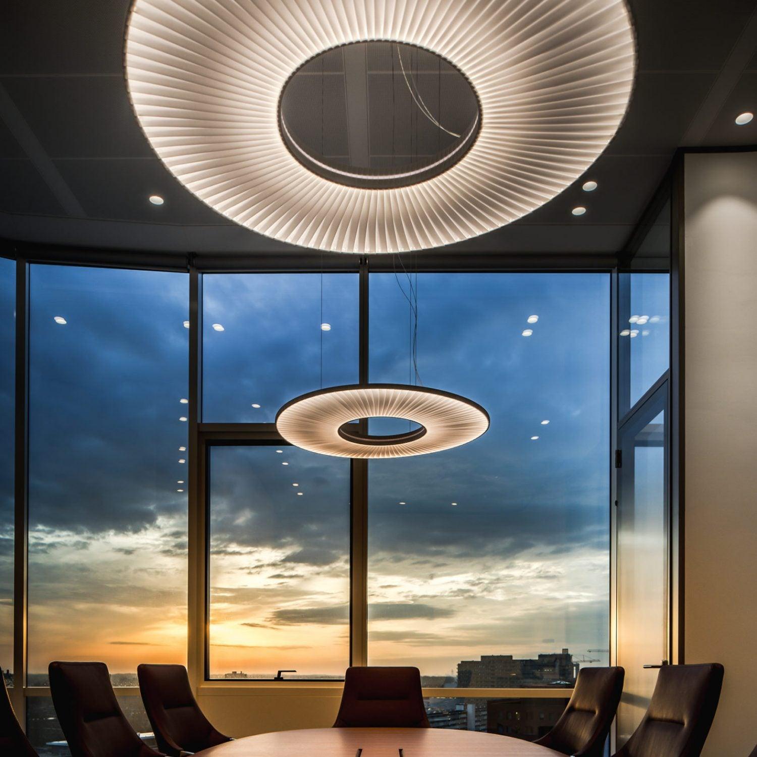 Virelithe Fabric Classic Pendant Lamp - Neutralighting