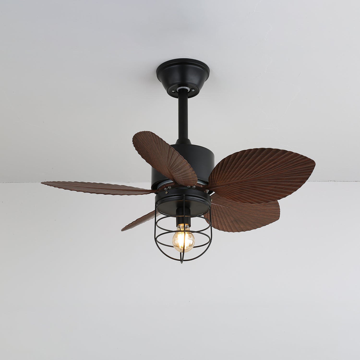 Détail de la télécommande du plafonnier ventilateur industriel Lunair