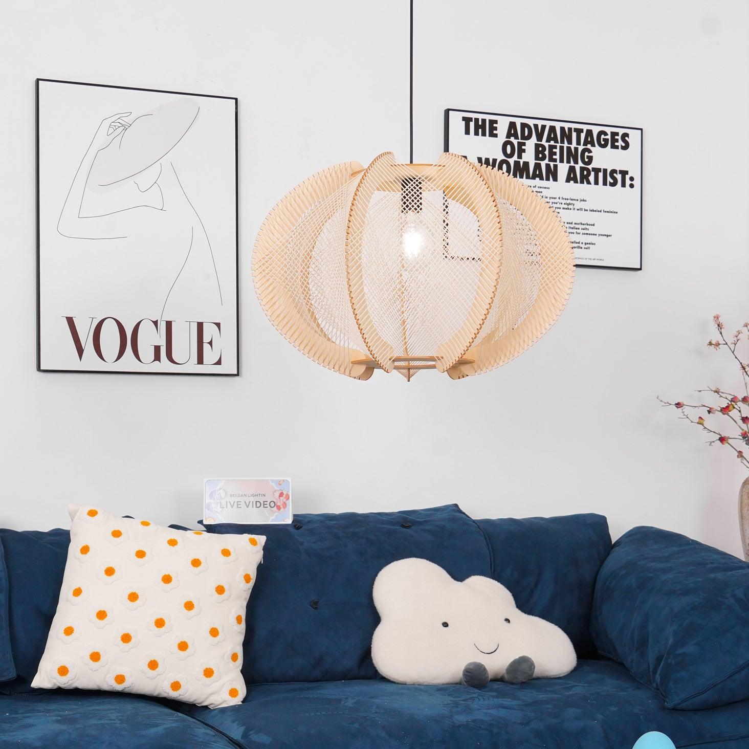 Novan Suspension avec abat-jour en tissu, structure en bois et détails en fil métallique - Neutralighting