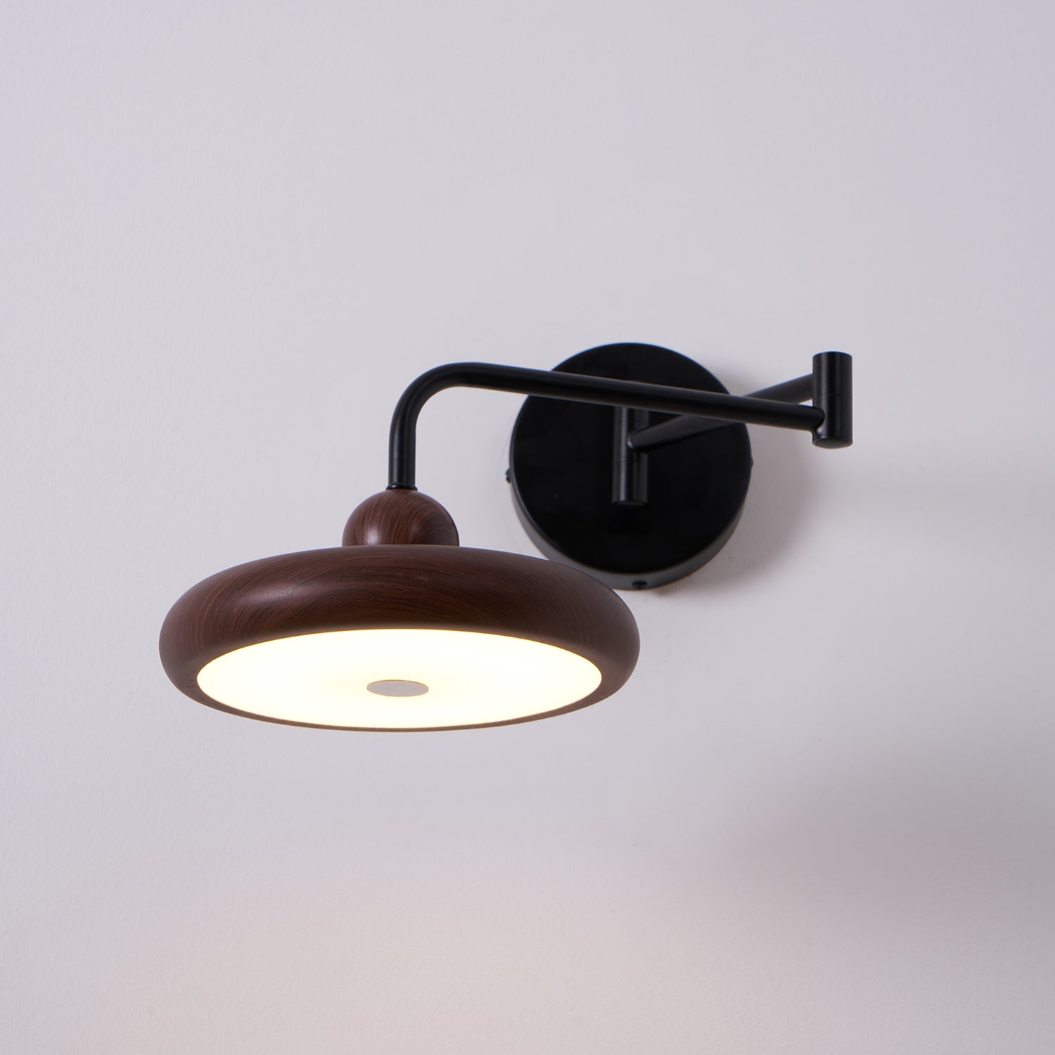 Nella Applique Murale Minimaliste en Bois - Neutralighting