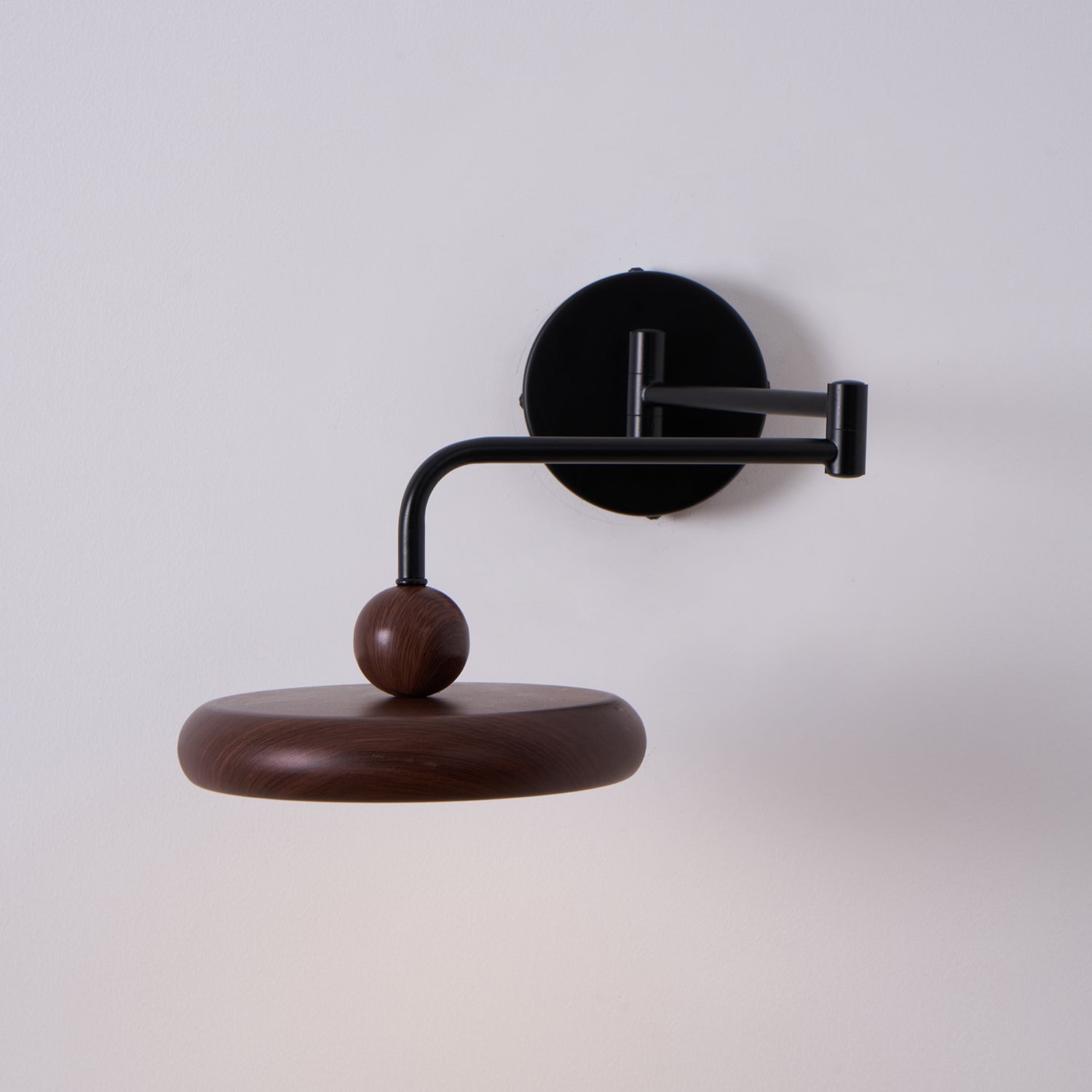 Nella Applique Murale Minimaliste en Bois - Neutralighting
