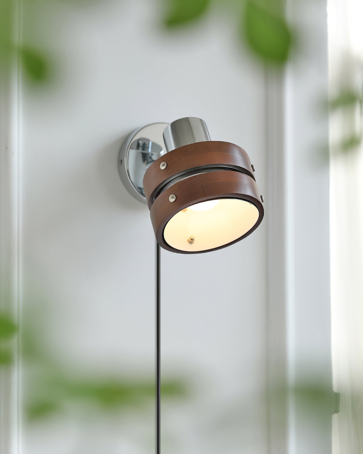 Orbitce Wood Classic Wall Lamp - Neutralighting