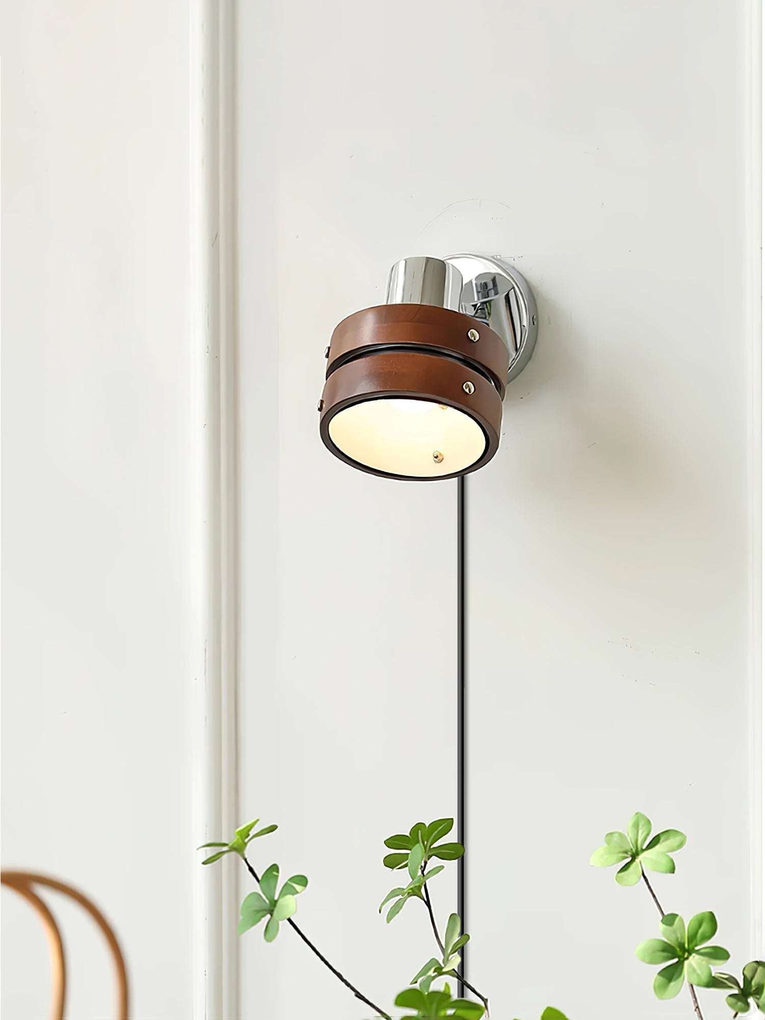 Orbitce Wood Classic Wall Lamp - Neutralighting