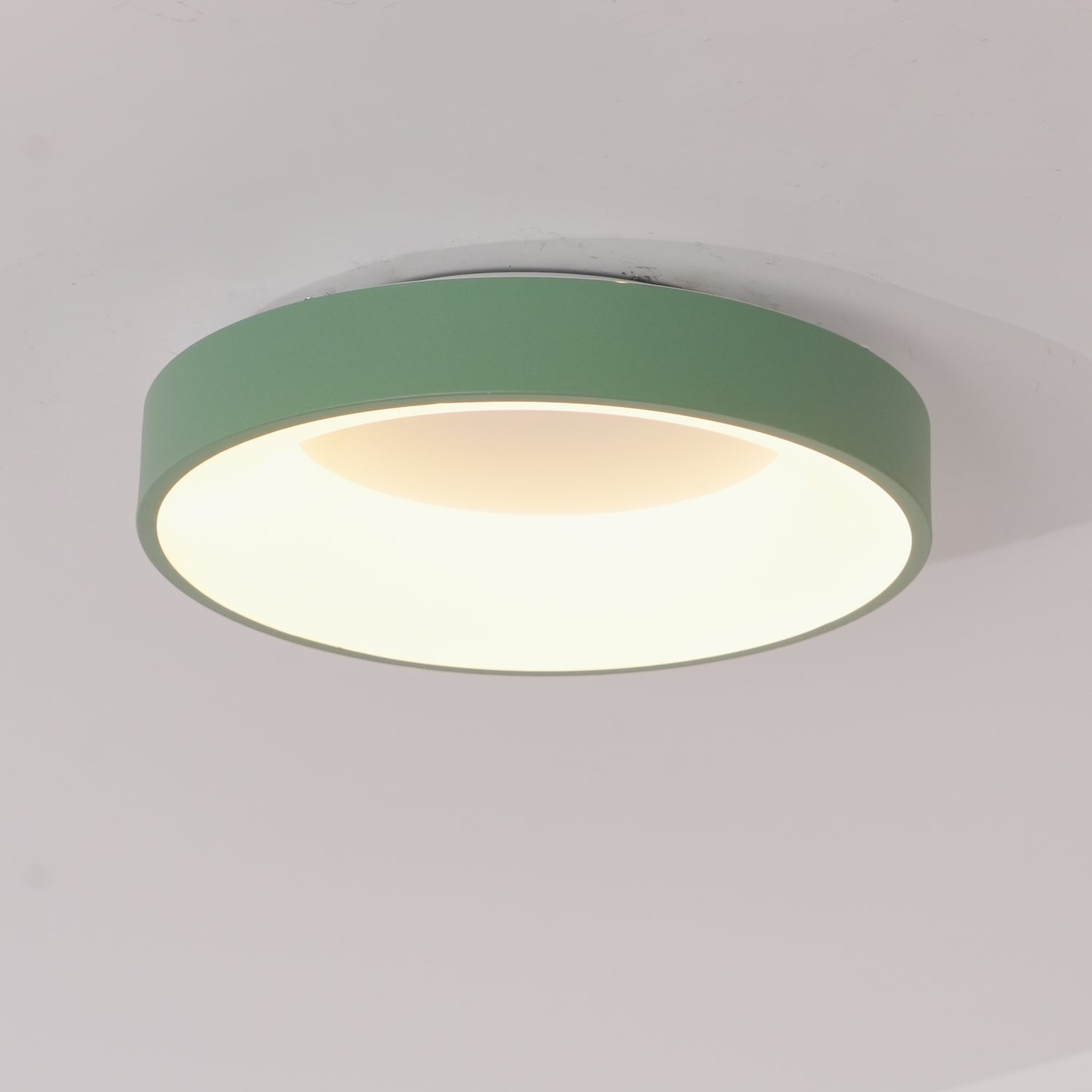 Solara Plafonnier en fer contemporain abat-jour vert - Neutralighting