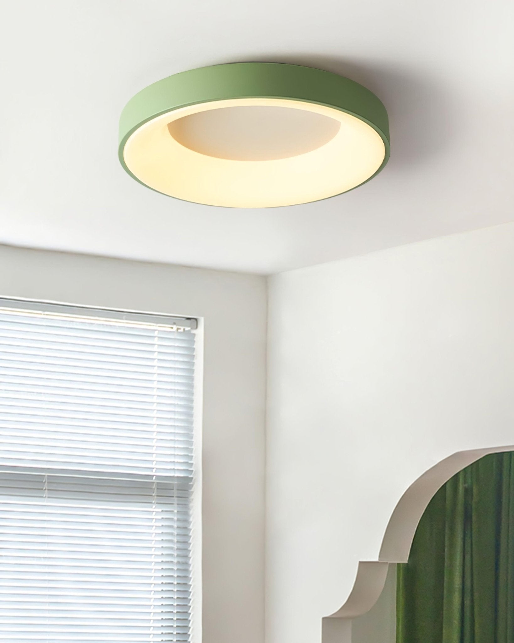 Solara Plafonnier en fer contemporain abat-jour vert - Neutralighting