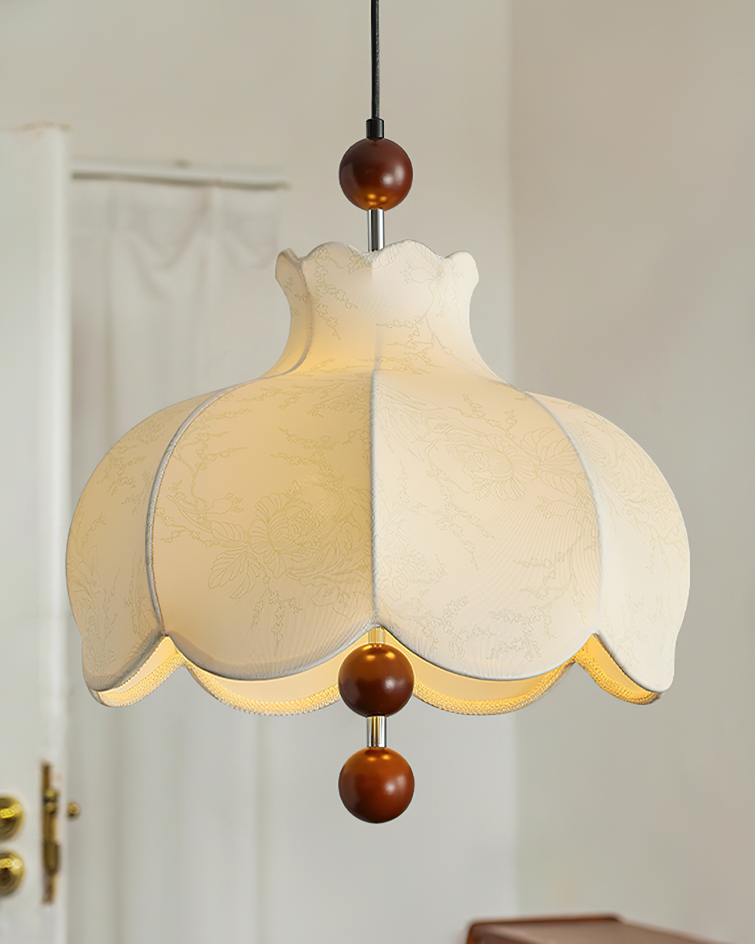 Oria Suspension avec abat-jour en tissu et accents en bois, style vintage, pour salon - Neutralighting