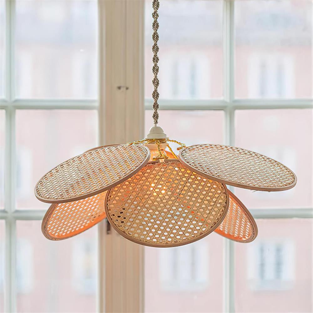 Kloe Suspension Pétale Rotin Organique Bohème - Neutralighting