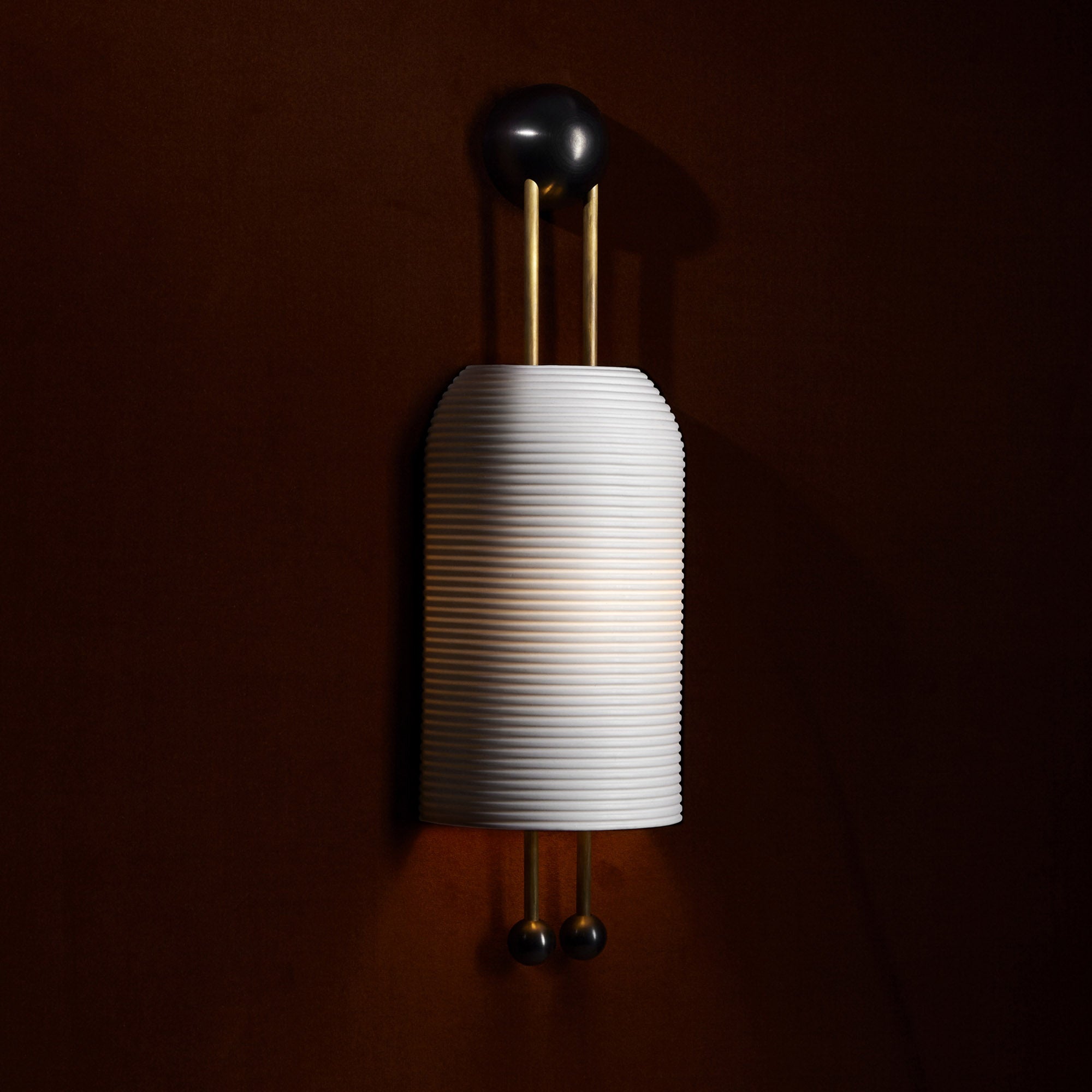 Zelaeora Lampe Murale Lantern Sconce en Métal et Verre Moderne Minimaliste - Neutralighting