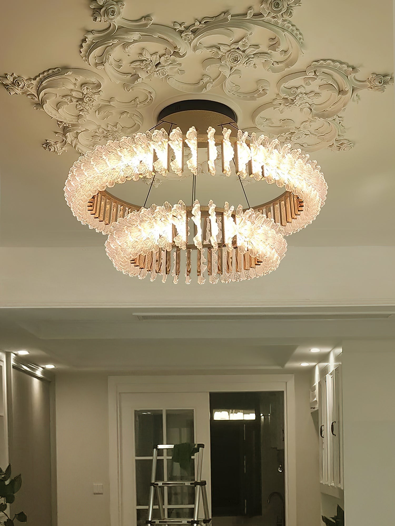Chandelier en Verre et Acrylique de Luxe Ulcarir Feuille - Neutralighting