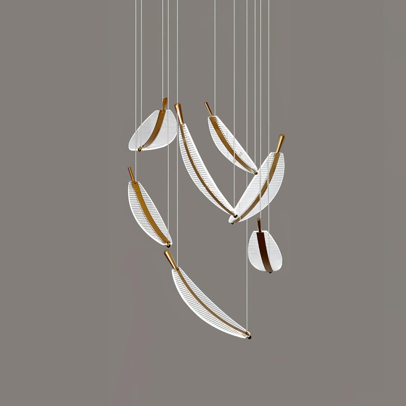 Lustra Chandelier Leaf Acrylic Gold Elegant Modern - Neutralighting