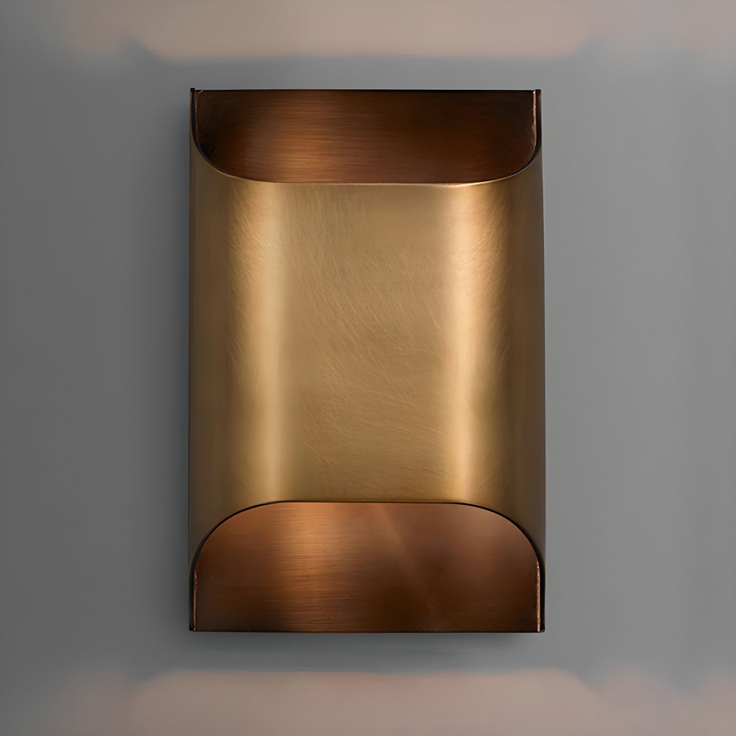 Hardy Applique Murale d'Art Nordic en Laiton - Neutralighting