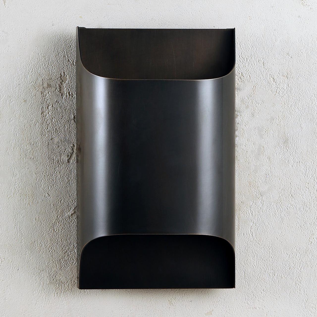 Hardy Applique Murale d'Art Nordic en Laiton - Neutralighting