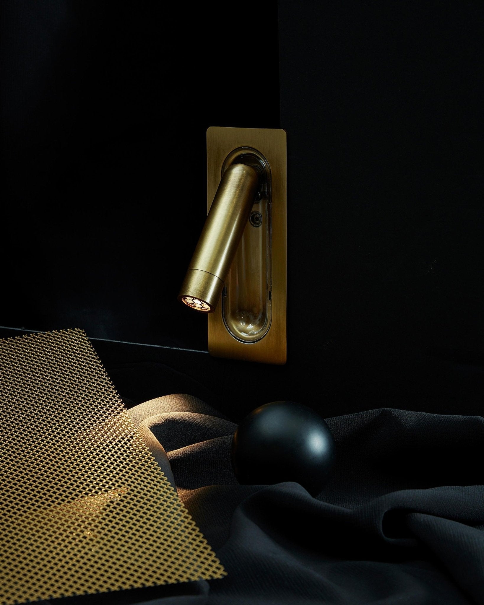 Fioro Lampe Murale Industrielle en Acrylique - Neutralighting