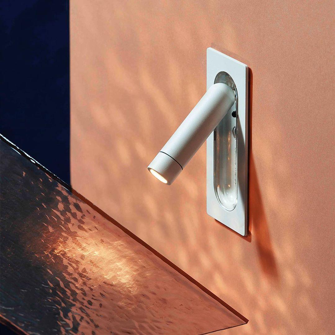 Fioro Lampe Murale Industrielle en Acrylique - Neutralighting