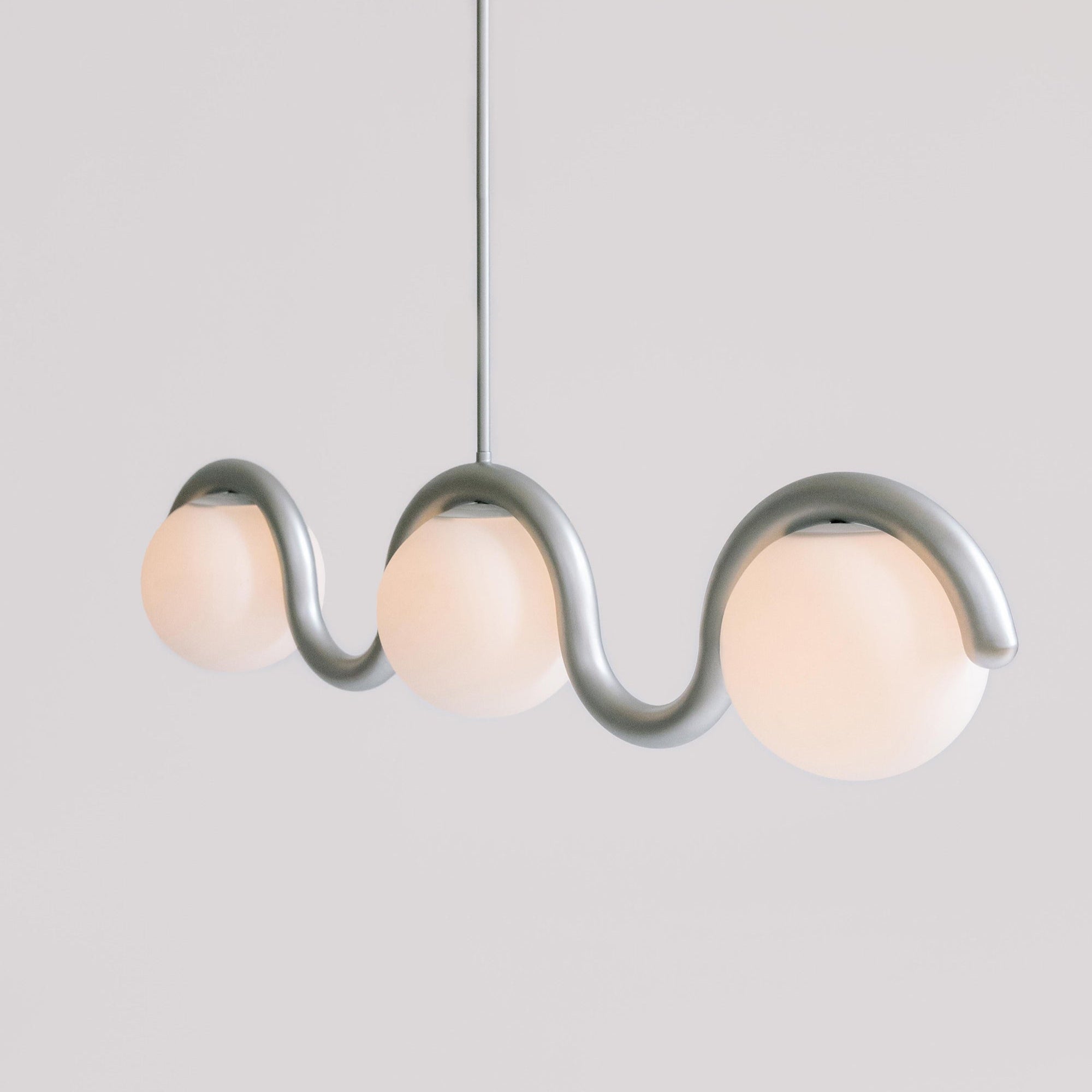 Uveta Lustre Linéaire Rouge & Argenté