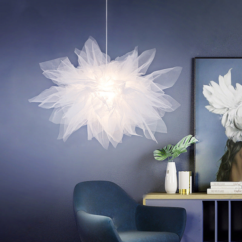 Arisha Suspension Moderne en Forme de Fleur, Tissu, Blanc, Salon/Chambre à Coucher - Neutralighting