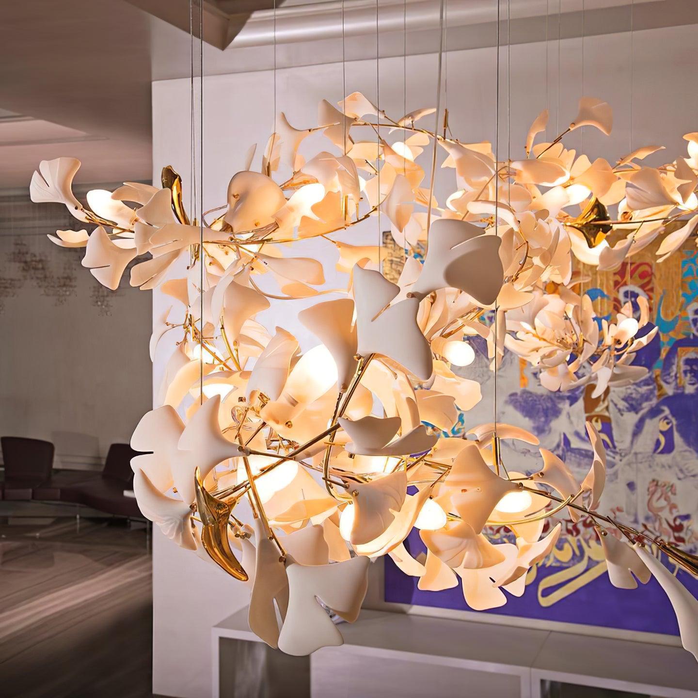 Olivia Chandelier en Céramique Feuilles de Ginkgo aux Courbes Organiques - Neutralighting