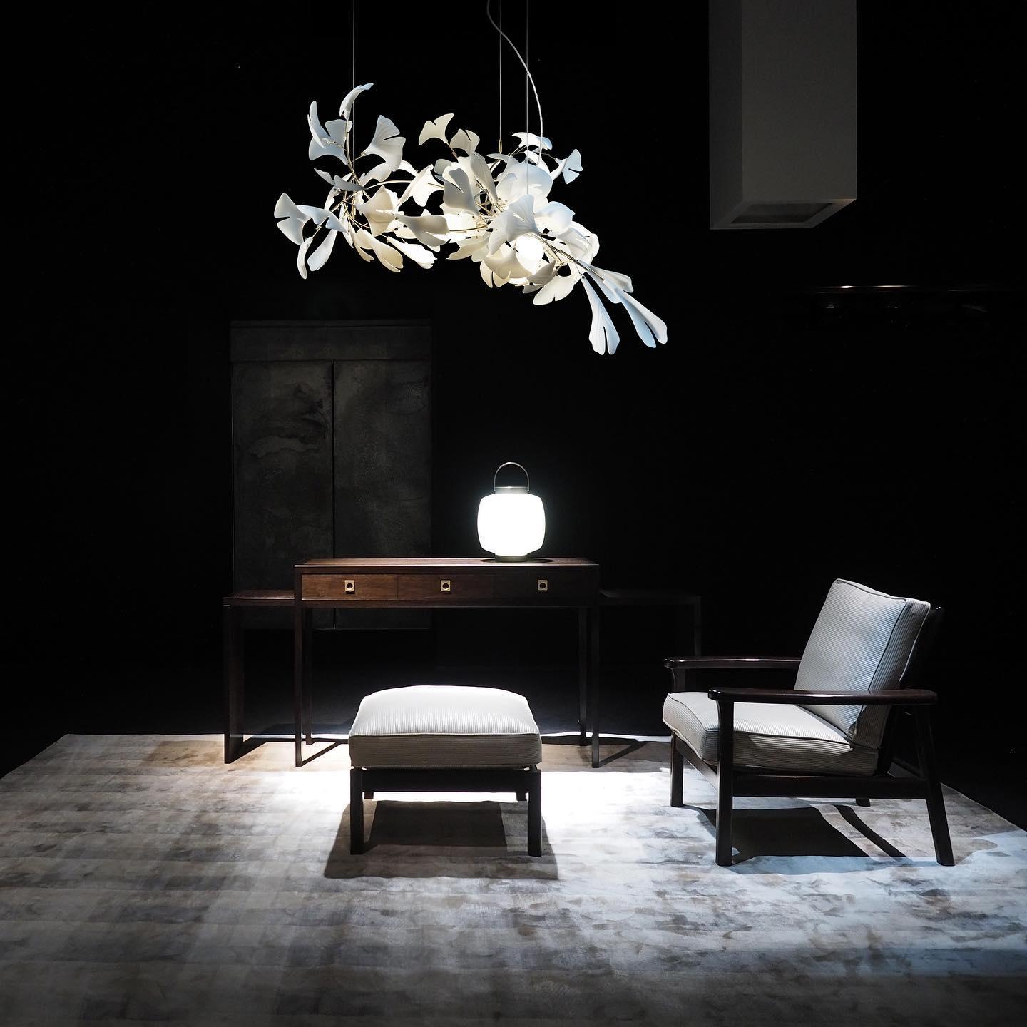 Olivia Chandelier en Céramique Feuilles de Ginkgo aux Courbes Organiques - Neutralighting
