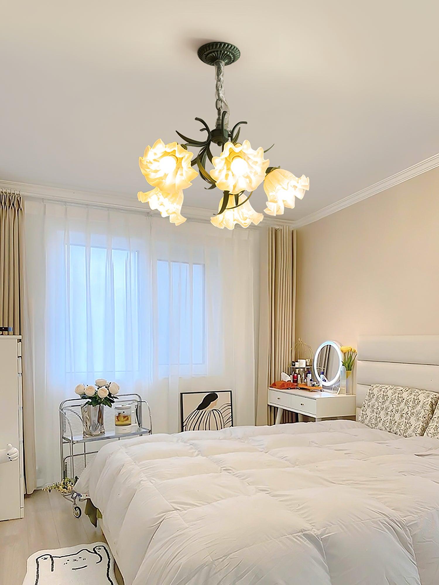 Lustra Chandelier Fleur avec Pétales et Feuilles - Neutralighting