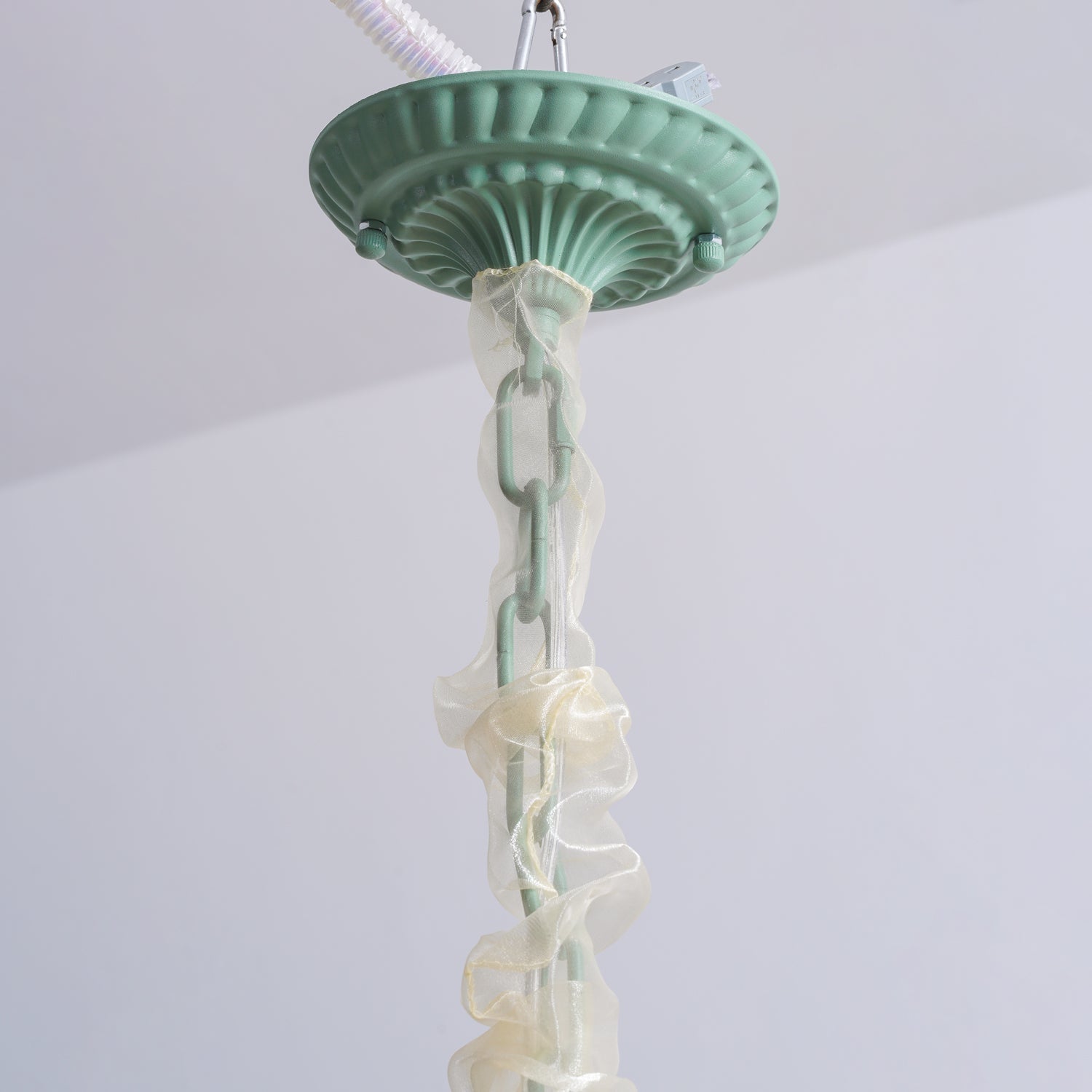 Lustra Chandelier Fleur avec Pétales et Feuilles - Neutralighting