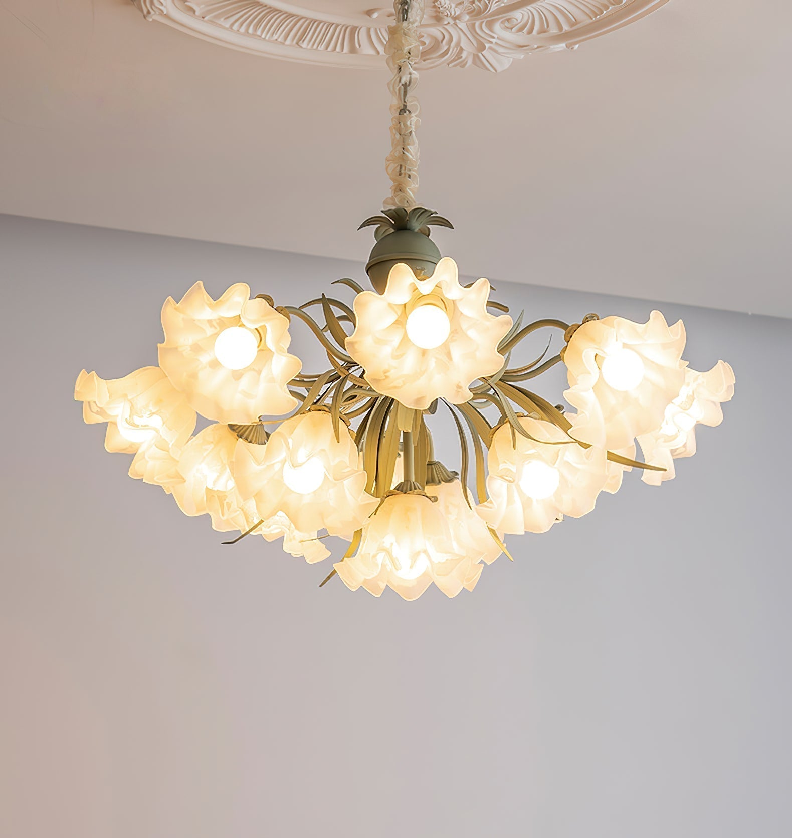 Lustra Chandelier Fleur avec Pétales et Feuilles - Neutralighting