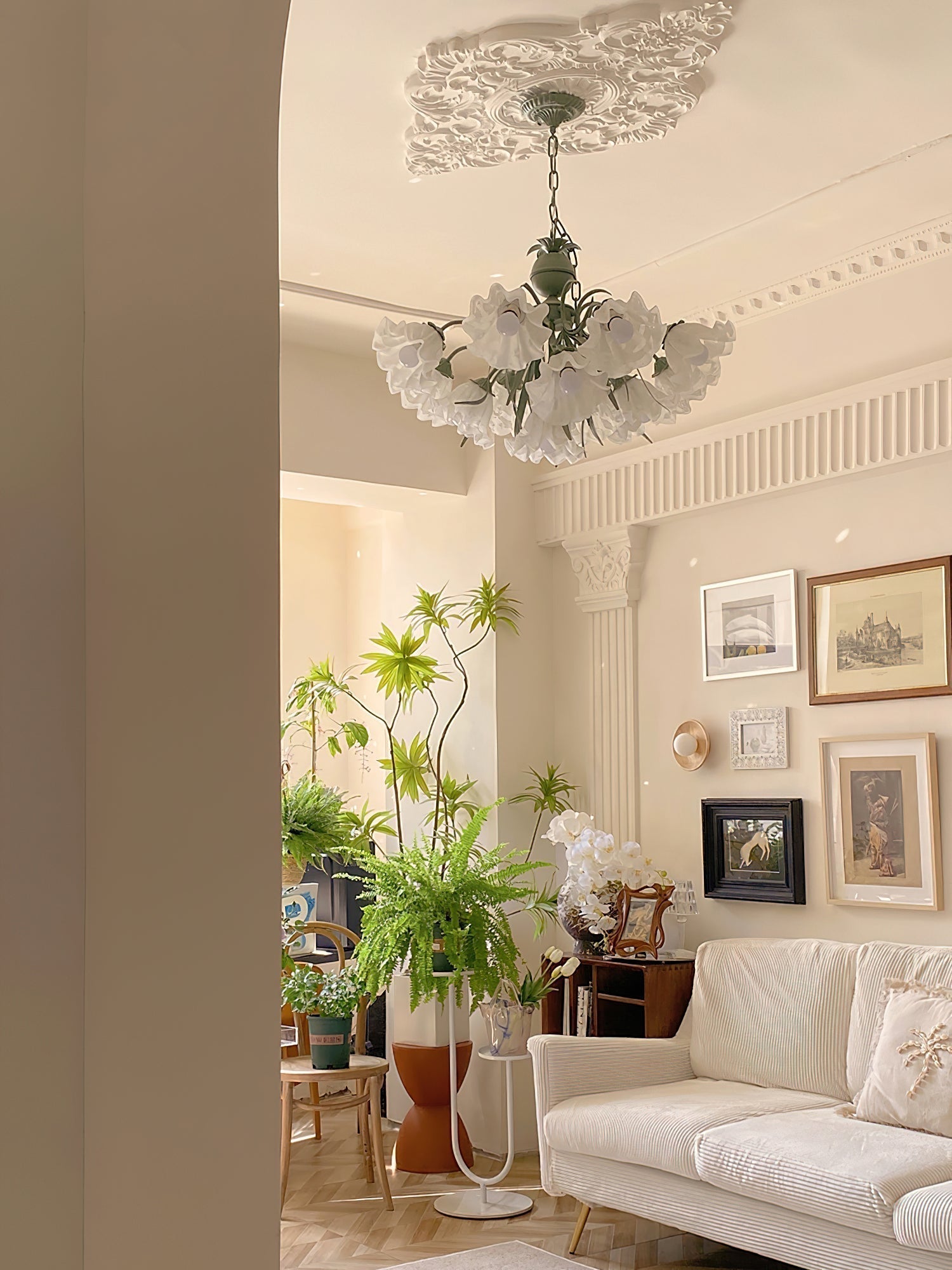 Lustra Chandelier Fleur avec Pétales et Feuilles - Neutralighting