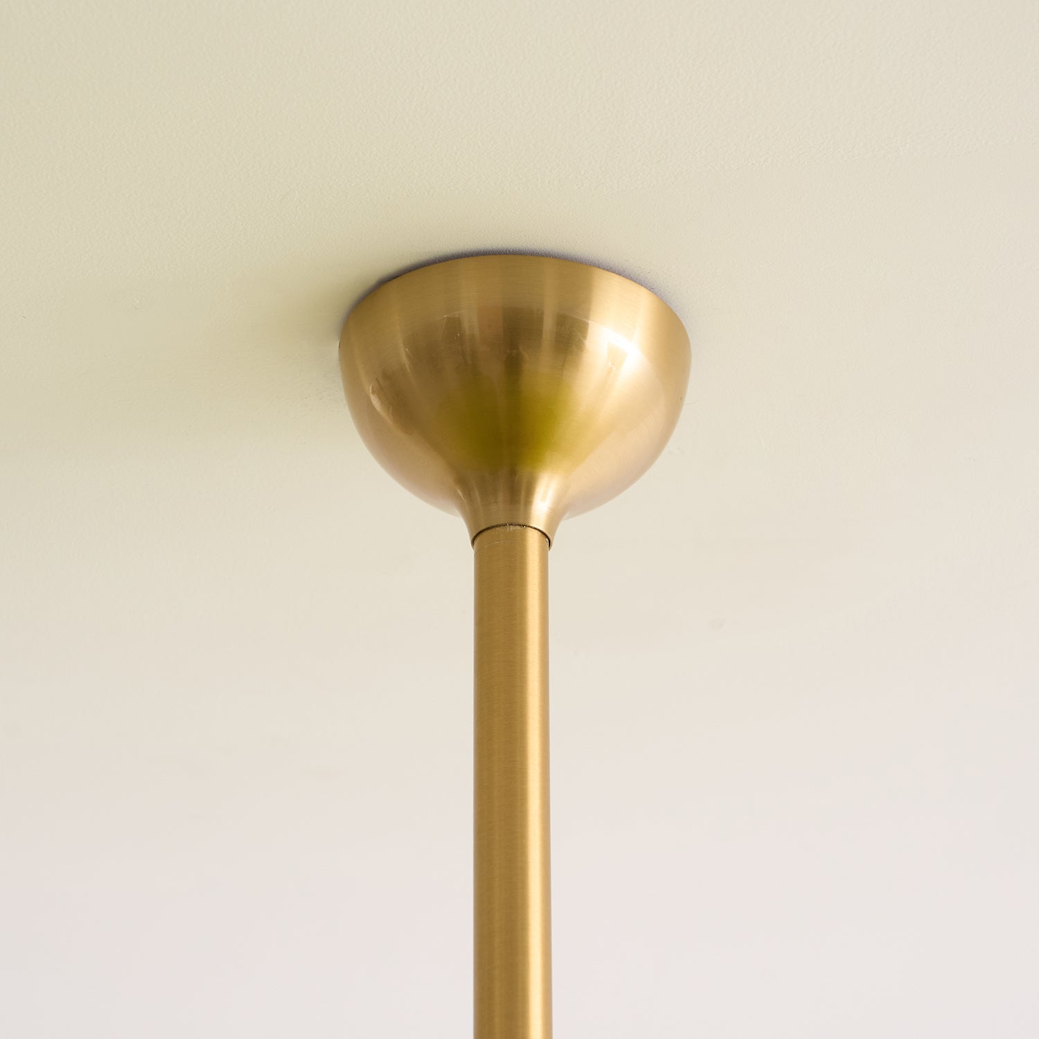 Lotus Lustre Contemporain en Verre à Feuilles Superposées - Neutralighting