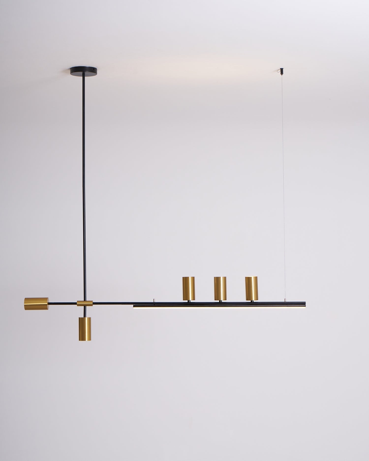 Linear Island Pendant Lamp - Blowlighting