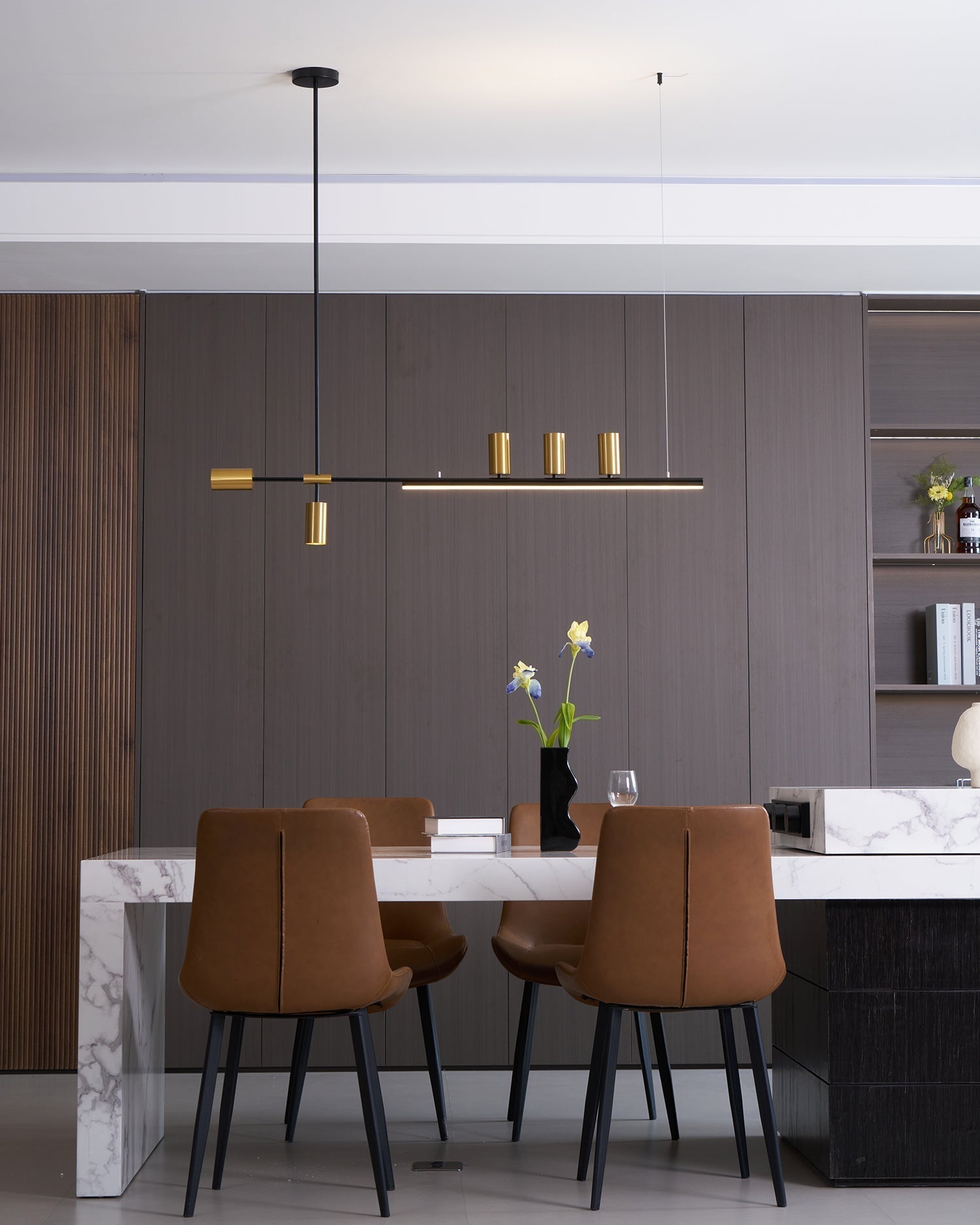 Linear Island Pendant Lamp - Blowlighting