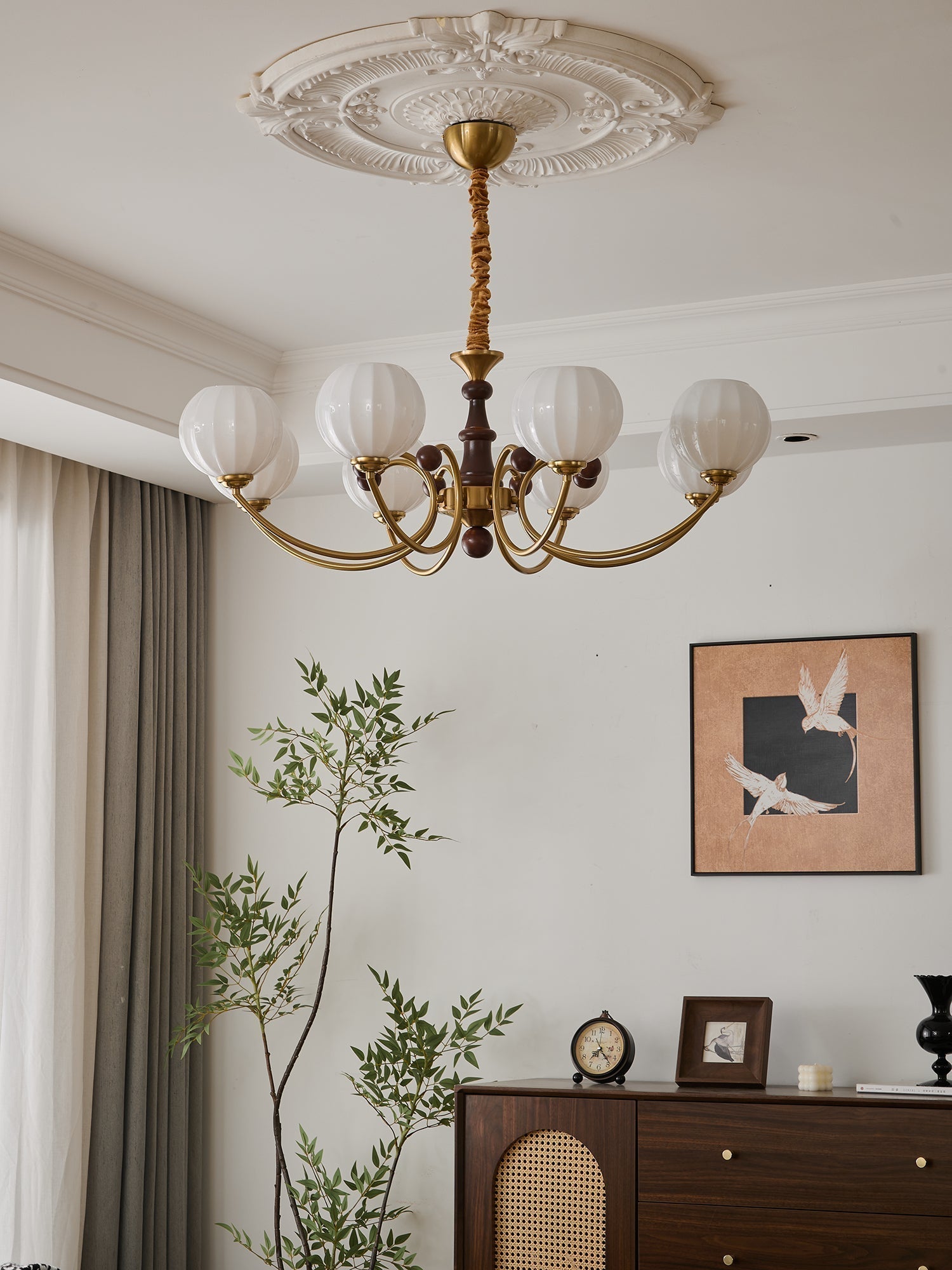 Livia Chandelier - Blowlighting