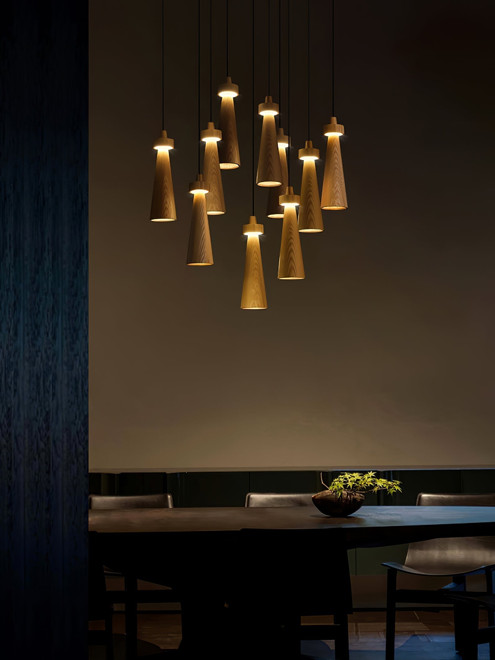 Loma Pendant Light - Blowlighting