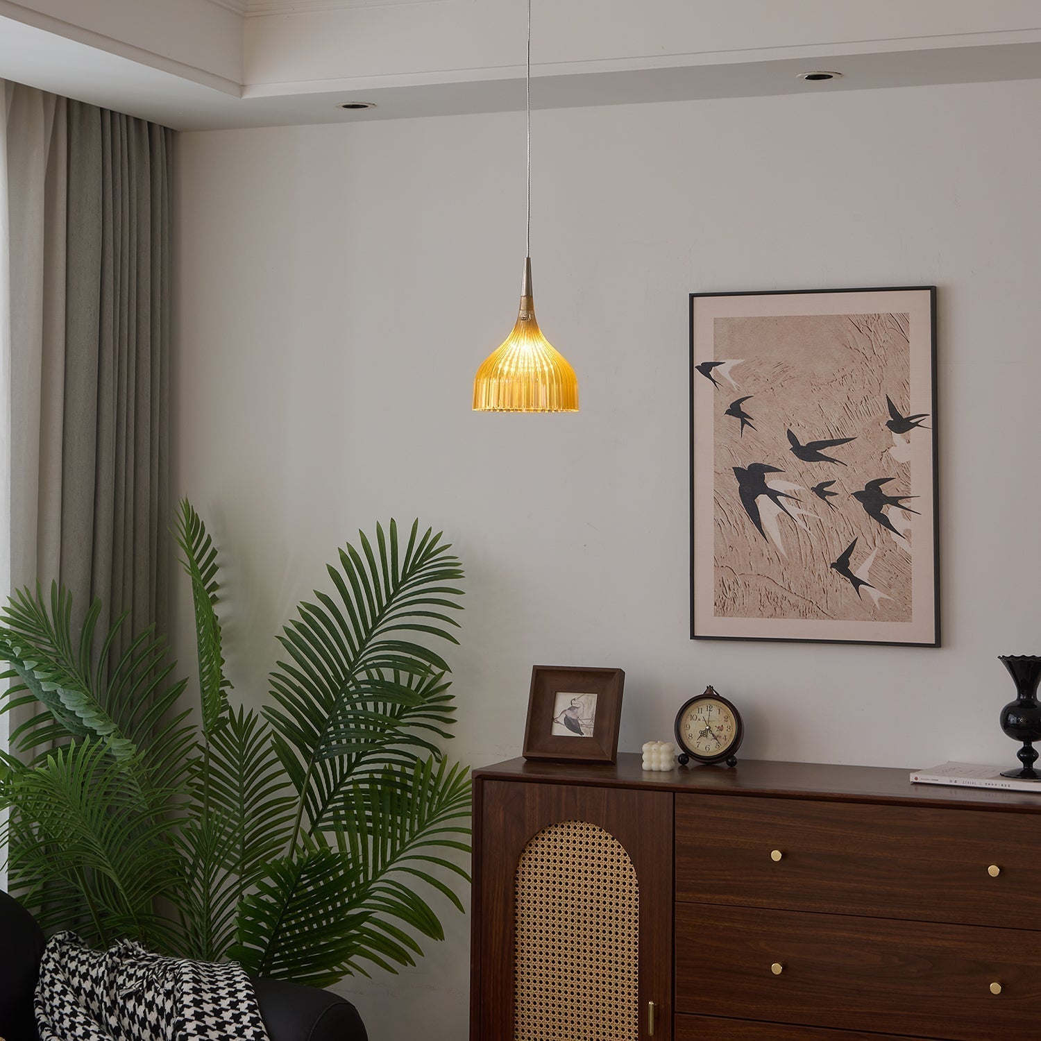 Lucina Pendant Lamp - Blowlighting