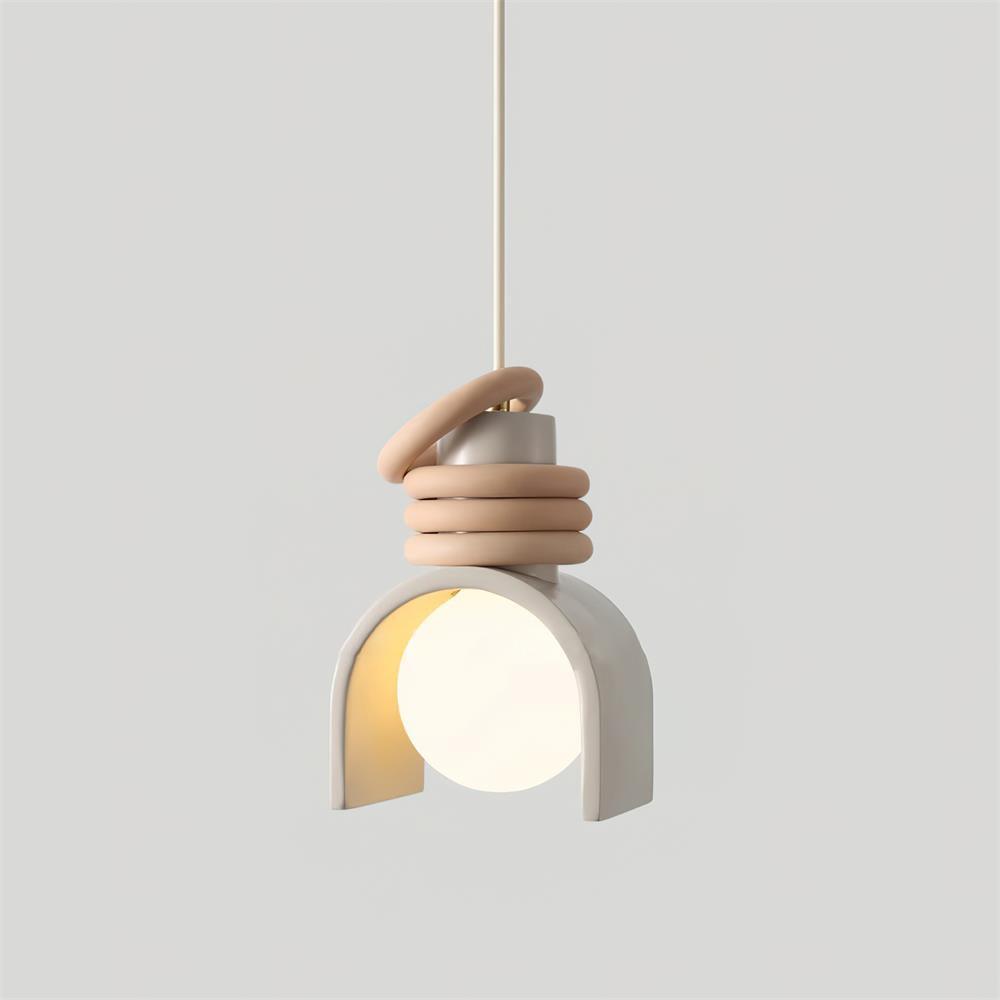 Elysin Une suspension avec globe en verre réchauffe les salles à manger Artistiques - Neutralighting